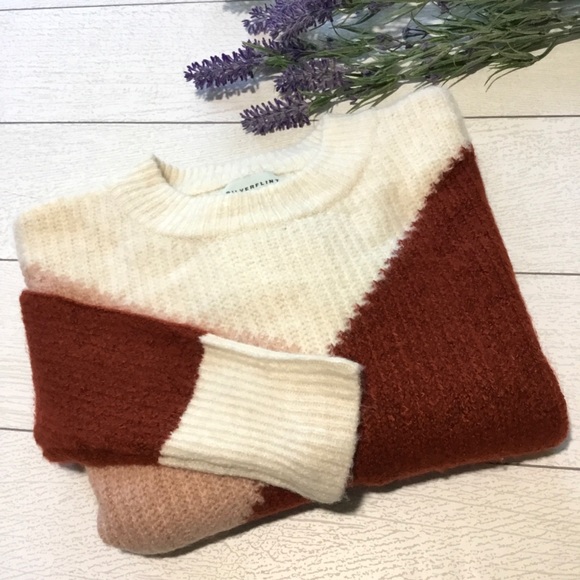 Silverflint fuzzy color block sweater - Picture 1 of 9